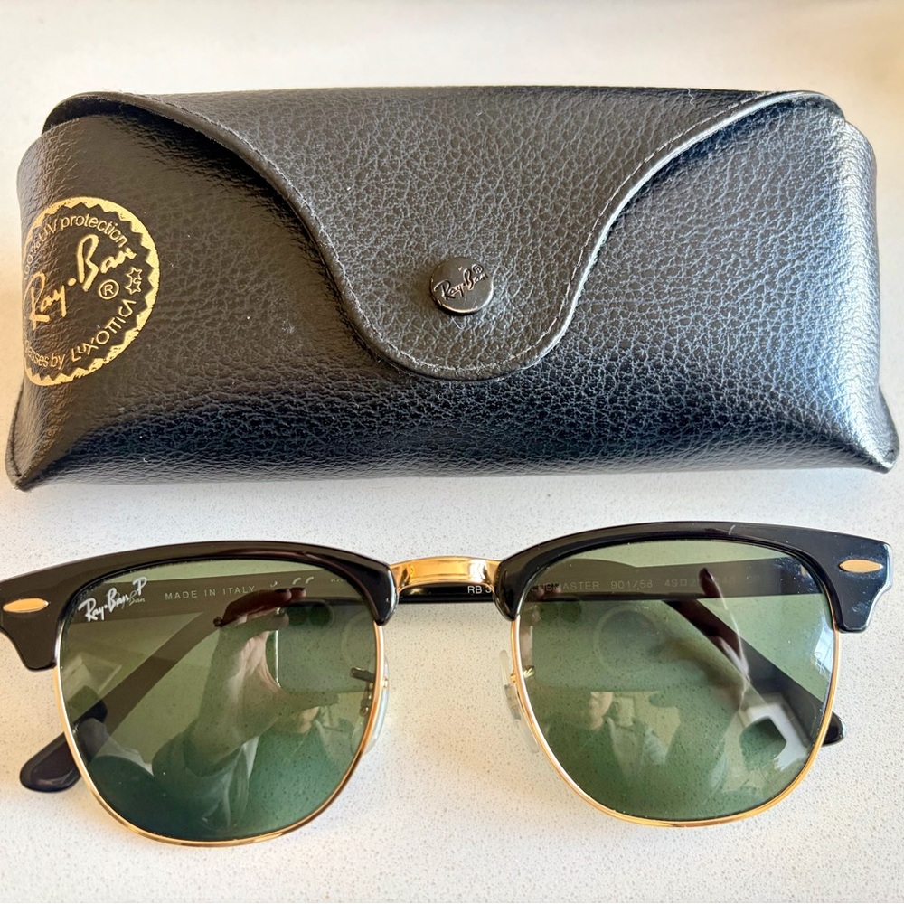 Ray-Ban Clubmaster Classic Polarized Sunglasses RB3016 - Black/Gold - 49 21
